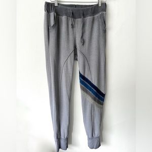 Aviator Nation Sweatpants Chevron Size Medium